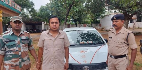 मंत्री का पीए बनकर ग्रामीण से ठगे 25 हजार, पुलिस ने किया गिरफ्तार