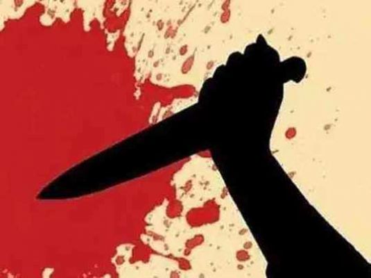 माना बस्ती में युवक की चाक़ू मारकर हत्या, आक्रोशित भीड़ ने किया चक्का जाम...