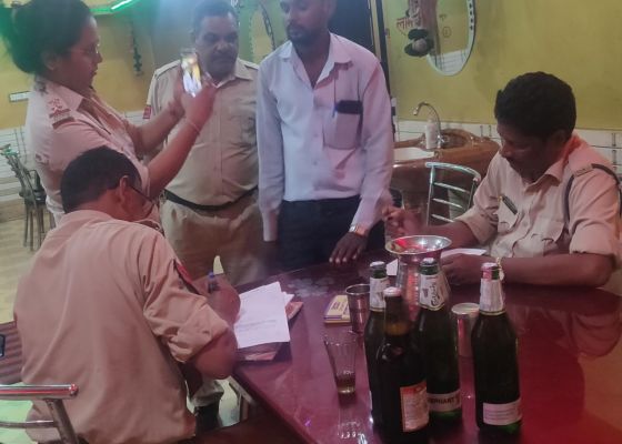 अवैध शराब के खिलाफ आबकारी विभाग की कार्रवाई जारी, कई गिरफ्तार...