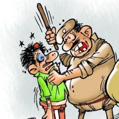 थाने के अंदर प्रधान आरक्षक ने सरपंच प्रतिनिधि को पीटा, निलंबित...