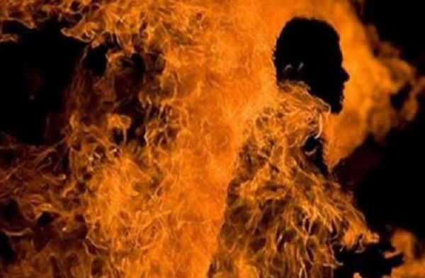 घरेलू विवाद में पत्नी गई मायके : दुखी पति ने कर लिया आत्मदाह, हुई मौत...