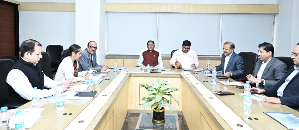 बच्चों के भविष्य को स्वर्णिम बनाने की महती जिम्मेदारी शिक्षा विभाग पर - मुख्यमंत्री श्री विष्णु देव साय