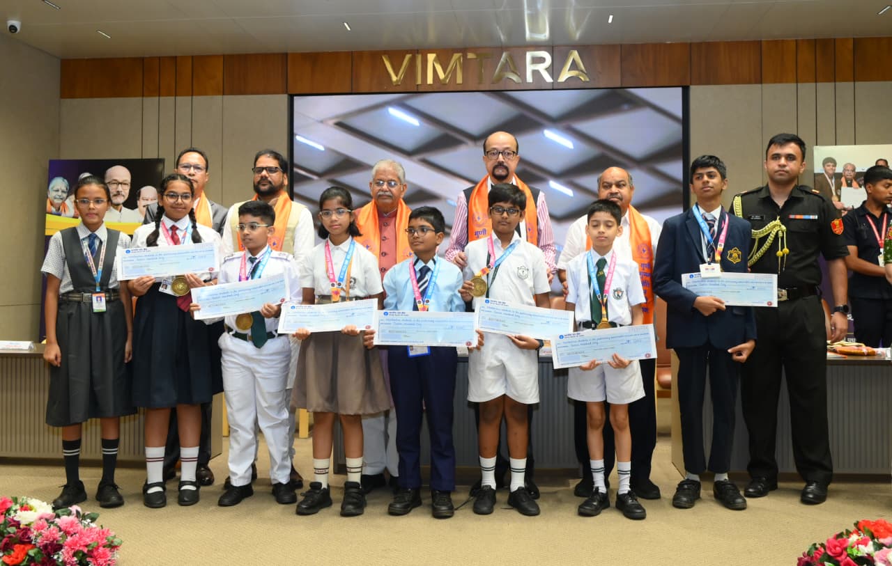 मोबाइल और डिजिटल एडिक्शन से बचें, मानव बुद्धि ही सर्वाेच्च है: राज्यपाल श्री डेका