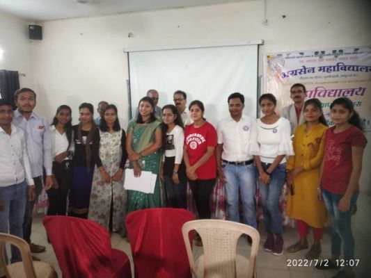 अग्रसेन महाविद्यालय के  स्थापना दिवस पर ग्रीष्मकालीन स्पर्धाओं के विजेता और रासेयो के श्रेष्ठ केडेटों का हुआ सम्मान