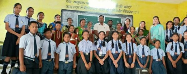 स्वामी आत्मानंद इंग्लिश मीडियम स्कूल में मनाया गया हरेली पर्व