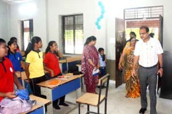 विद्यालय शिक्षा का मंदिर, इसे स्वच्छ रखे : कलेक्टर