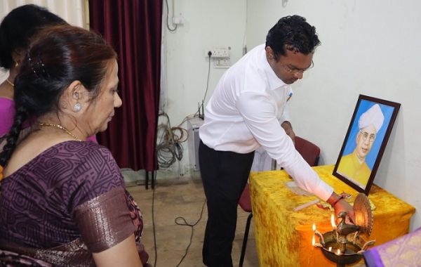 शिक्षक के लिए सबसे बड़ा पुरस्कार की विद्यार्थी उन्हें याद करें : राजेश राणा