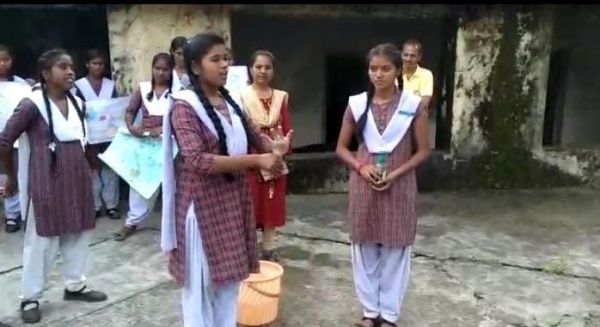 हाथ धुलाई दिवस पर स्कूल में हुए विभिन्न कार्यक्रम