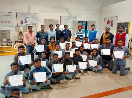 पाँच दिवसीय औद्योगिक प्रशिक्षण का हुआ आयोजन