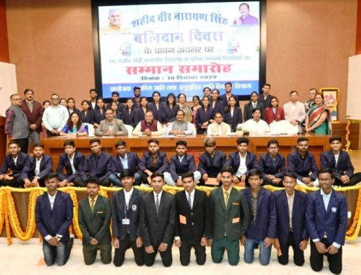 प्रयास के विद्यार्थियों ने देश के सर्वोच्च संस्थानों में प्रवेश पाकर राज्य का बढ़ाया मान : मंत्री डॉ. टेकाम