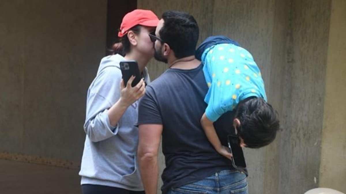  'घर में इसके लिए जगह कम पड़ गई क्या'? तैमूर को उल्टा लटकाकर सैफ ने करीना को किया kiss