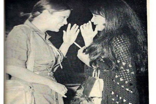 जीनत अमान ने परवीन बॉबी को उनके जन्मदिन पर याद किया