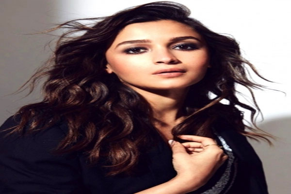 आलिया भट्ट इस साल 'मेट गाला' में करेंगी डेब्यू