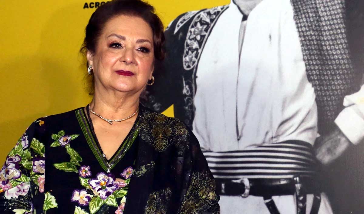  प्रधानमंत्री मोदी ने की दिग्गज अभिनेत्री सायरा बानो से मुलाकात