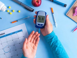 डायबिटीज में कितना पानी पिएं?