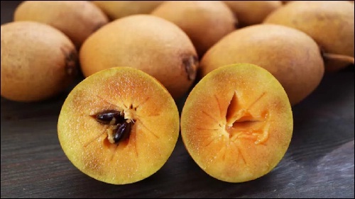 इन लोगों को नहीं खाना चाहिए चीकू