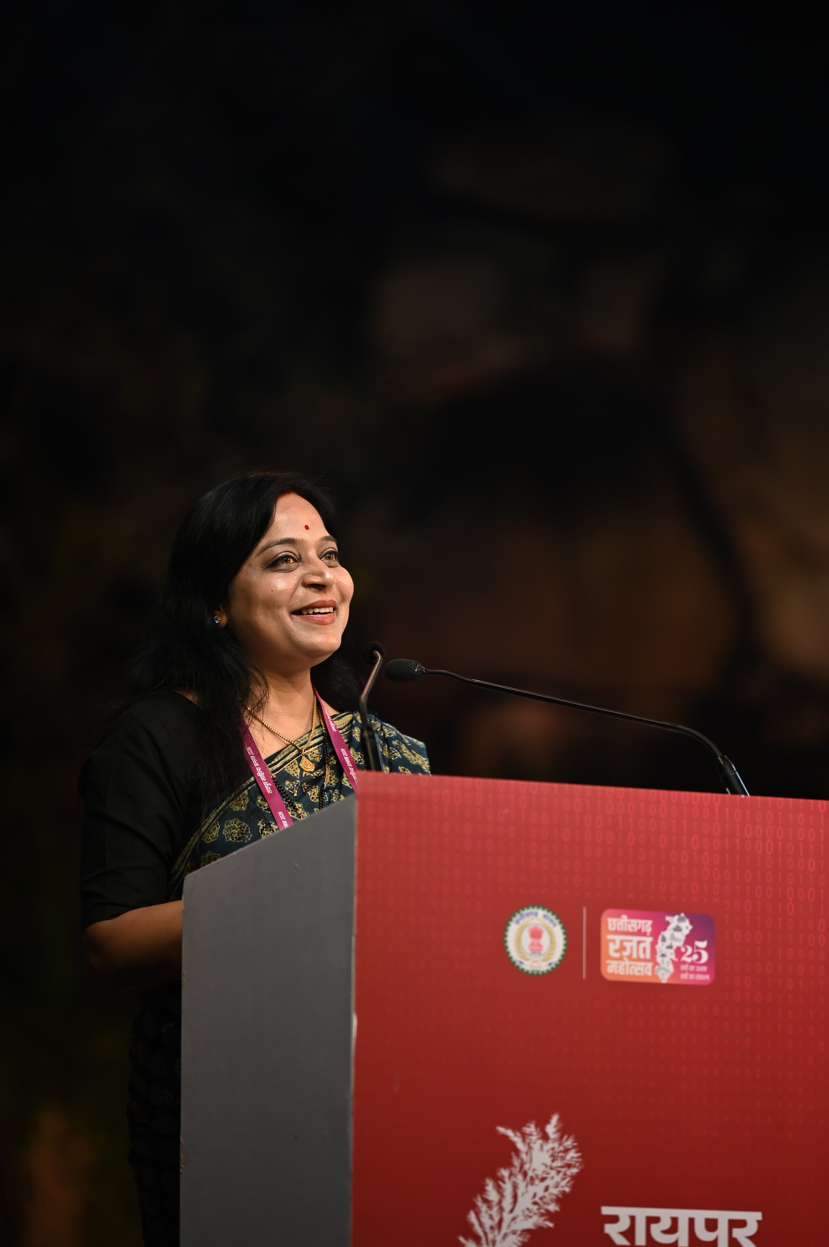 रायपुर साहित्य उत्सव में स्व. अटल बिहारी वाजपेयी जी की स्मृति में हुआ काव्य पाठ