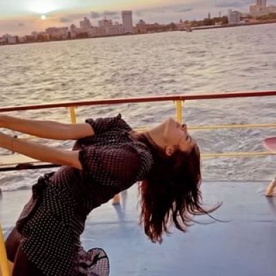 Shehnaaz Gill ने समंदर के बीच यॉट पर लिया सनसेट का मजा, फैंस बोले- गॉर्जियस