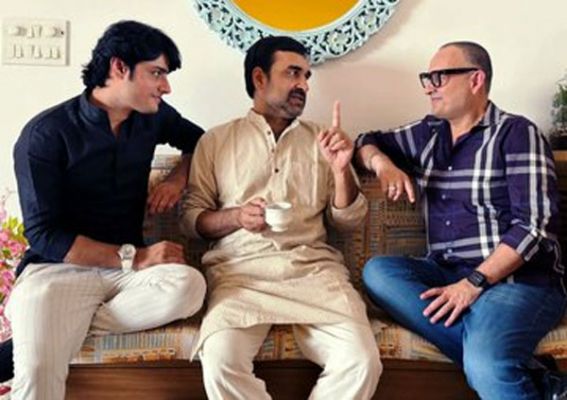 अभिनेता पंकज त्रिपाठी अटल बिहारी वाजपेयी की बायोपिक में करेंगे अभिनय