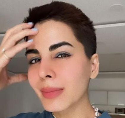  कीर्ति कुल्हारी ने काटे अपने लंबे बाल