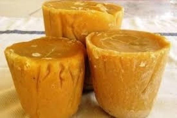 खाली पेट गुड़ का पानी पीने से सेहत को मिलते हैं ये फायदे