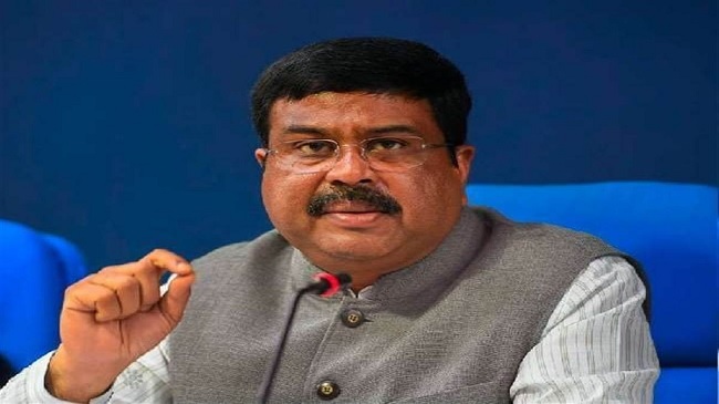 तय समय से पहले भर जाएंगे केंद्रीय शिक्षण संस्थानों के खाली पद : धर्मेद्र प्रधान