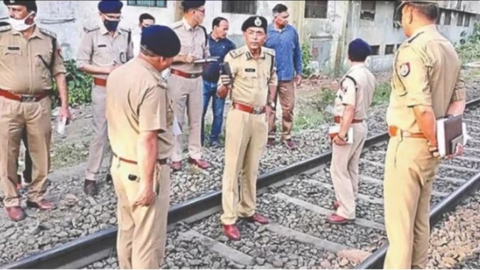 अग्निपथ योजना को लेकर बिहार में बवाल, बक्सर में ट्रेन पर पथराव