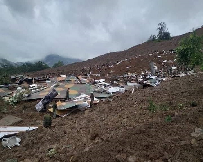 भूस्खलन में अब तक 14 की मौत, जारी है राहत व बचाव कार्य