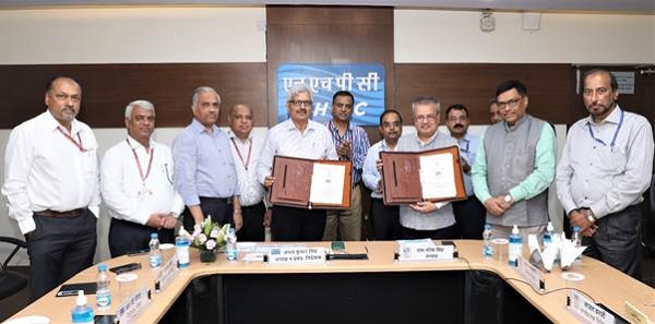 एनएचपीसी ने जलविद्युत और पंप भंडारण परियोजनाओं की खोज के लिए डीवीसी के साथ किया एमओयू