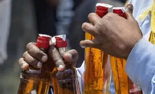 बिहार में जहरीली शराब पीने से 11 लोगों की मौत