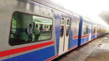 रेलवे ने शुरू की 10 नई एसी ट्रेन, जानें रुट और किराया...