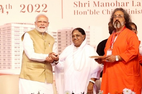 स्वास्थ्य और शिक्षा क्षेत्र का कायाकल्प करने के लिए मिशन मोड में प्रयास कर रही सरकार: मोदी