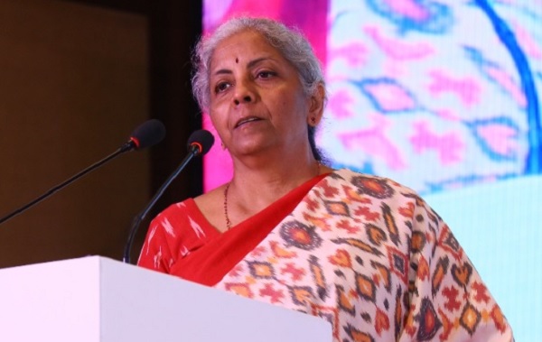 भारत, बैंकिंग और संबंधित सेवाओं के डिजिटीकरण से अधिक संचालित होगा : निर्मला सीतारामन