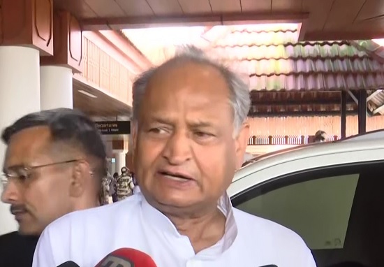 कांग्रेस अध्यक्ष पद के लिए चुनाव लड़ेंगे अशोक गहलोत