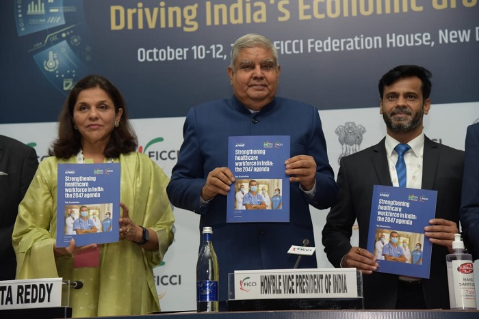 उपराष्ट्रपति ने स्वास्थ्य क्षेत्र में अधिक से अधिक सार्वजनिक-निजी भागीदारी का आह्वान किया