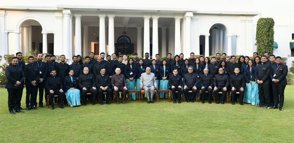 जवाबदेह बनाना किसी व्यक्ति को सफल बनाने का सर्वोत्&zwj;तम तरीका : उपराष्ट्रपति