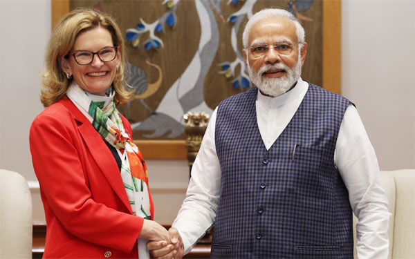 प्रधानमंत्री ने अंतर्राष्ट्रीय दूरसंचार संघ की महासचिव डोरेन बोगडान-मार्टिन से भेंट की