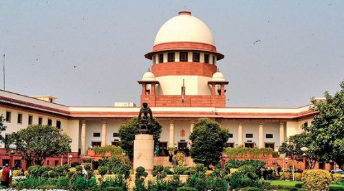  रात में खुली देश की सबसे बडी अदालत, हाईकोर्ट के आदेश पर लगाई रोक, ये है मामला