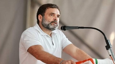 आदिवासी देश के असली हकदार: राहुल गांधी 