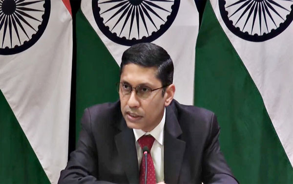 भारत ने क़तर में आठ भारतीयों को मौत की सज़ा के ख़िलाफ़ अपील दायर की