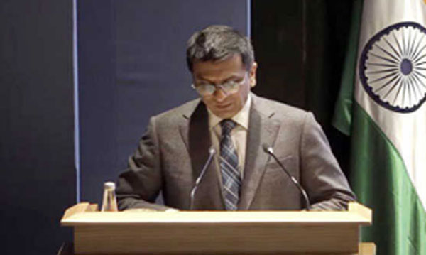  शीर्ष अदालत जाने से न डरें: चंद्रचूड़