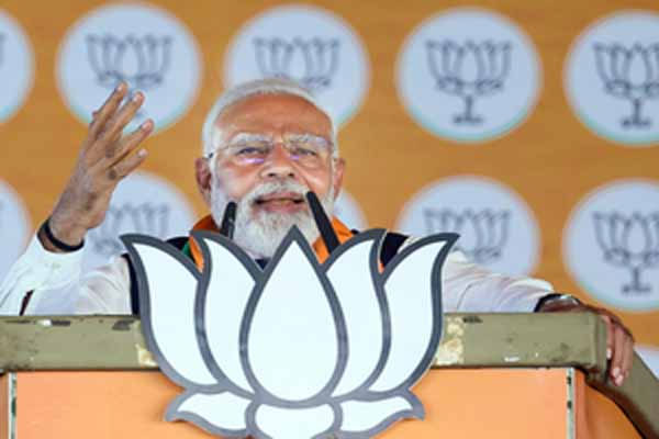 लोक सभा की 102 सीटों पर आज शाम थम जाएगा प्रचार का शोर