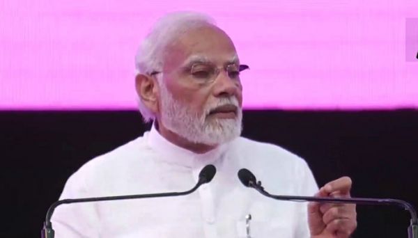 प्रधानमंत्री ने अगले डेढ़ साल में दस लाख लोगों की भर्ती का निर्देश दिया : पीएमओ