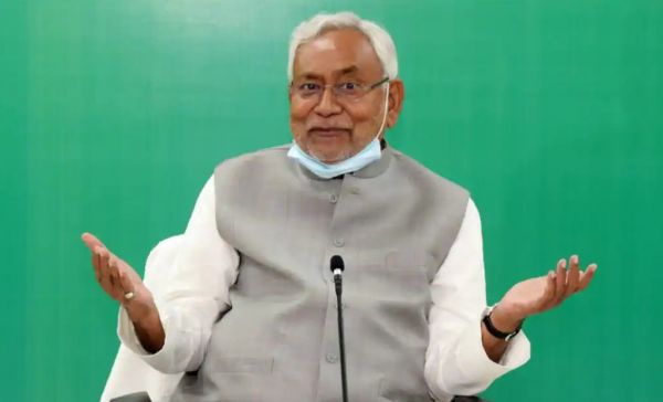 शाम 4 बजे 8 वीं बार मुख्यमंत्री पद की शपथ लेंगे नीतीश कुमार...