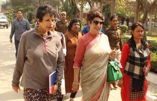 केन्&zwj;द्र सरकार की सभी महिला कर्मचारियों को साठ दिन का विशेष अवकाश मिलेगा