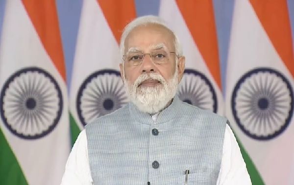 प्रधानमंत्री मोदी ने सऊदी अरब के युवराज को भारत की यात्रा करने का दिया निमंत्रण