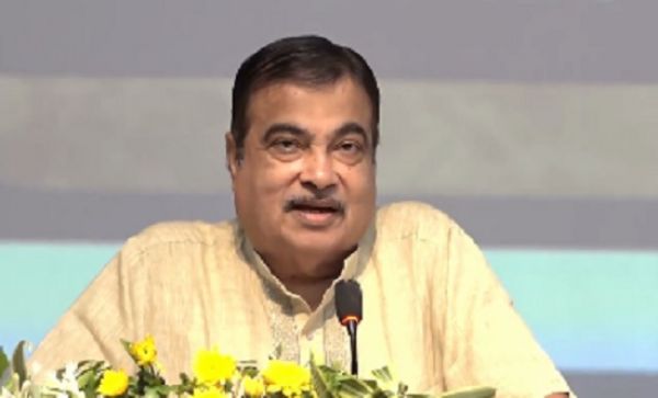 नितिन गडकरी ने देश में पारिस्थितिकी, पर्यावरण और विकास के बीच संतुलन बनाने पर बल दिया