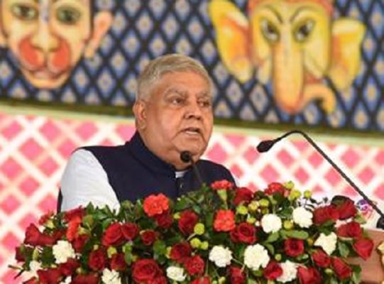 उपराष्ट्रपति ने जनता के बीच चर्चा और संवाद का सुदृढ़ माहौल बनाने का आह्वान किया