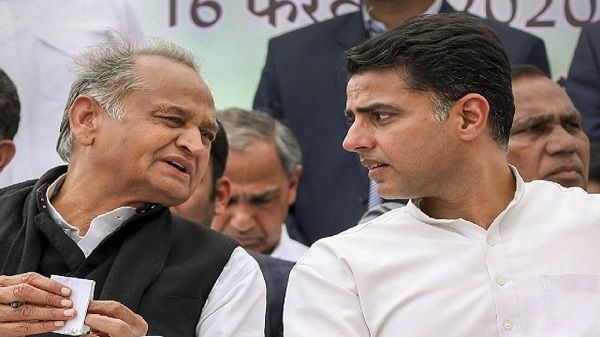 राजस्थान में 90 विधायकों ने दिया इस्तीफा, पायलट को नहीं बनाना चाहते सीएम