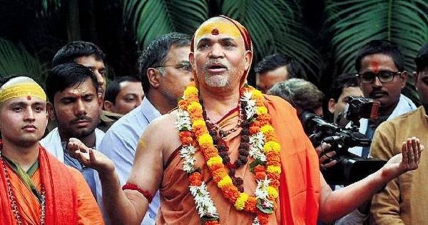 नए शंकराचार्य अविमुक्तेश्वरानंद को मंदिर के बाहर से ही दर्शन कर लौटेना पड़ा